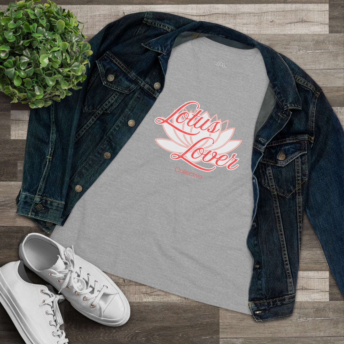 Lotus Lover - Women's Cotton Tee